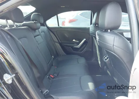 2019 Mercedes-Benz A 220 из США, поврежденный, VIN WDD3G4EB5KW017182